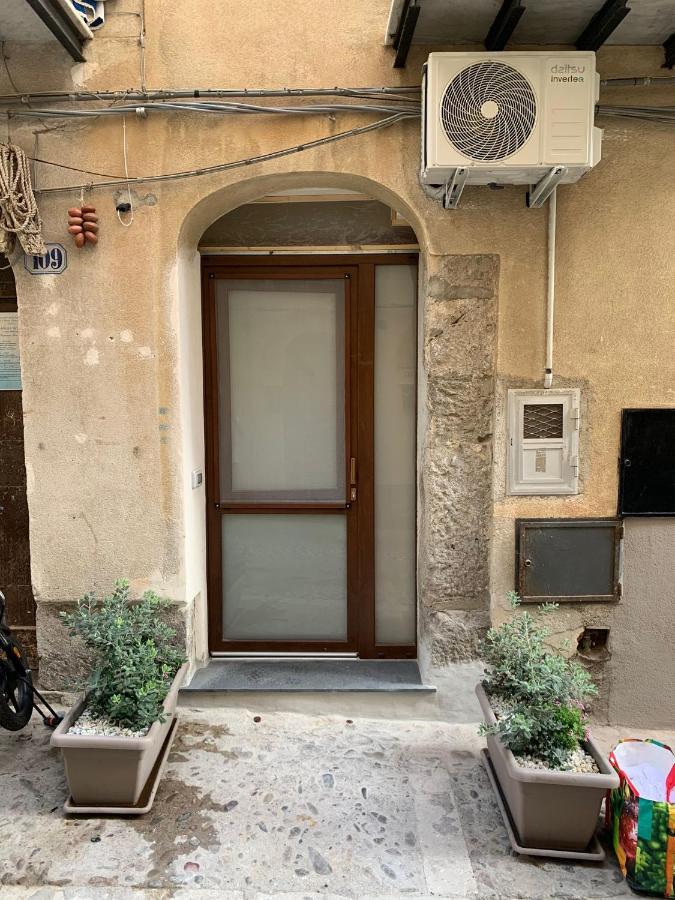 Vitrani'S House Apartments 체팔루 외부 사진